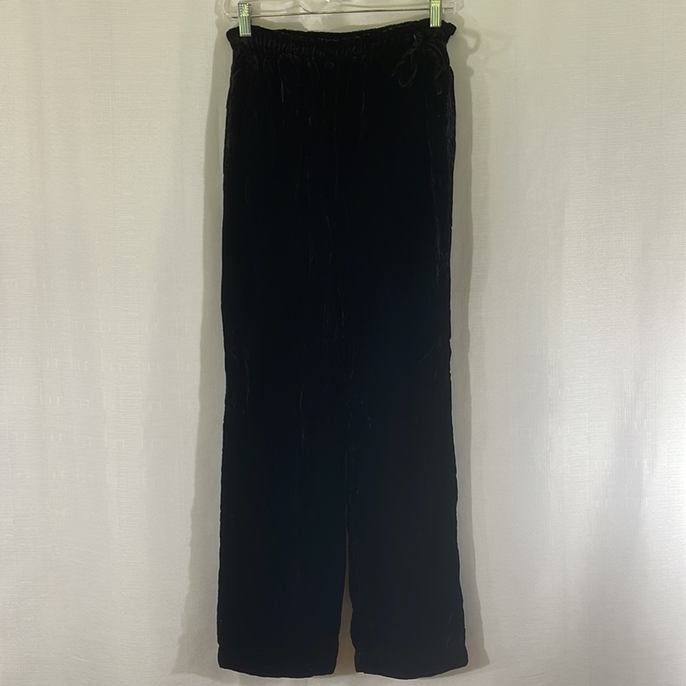 611 10/$50ππ»ββοΈ J. Jill Rayon Velvet Black Slacks - Picture 5 of 16